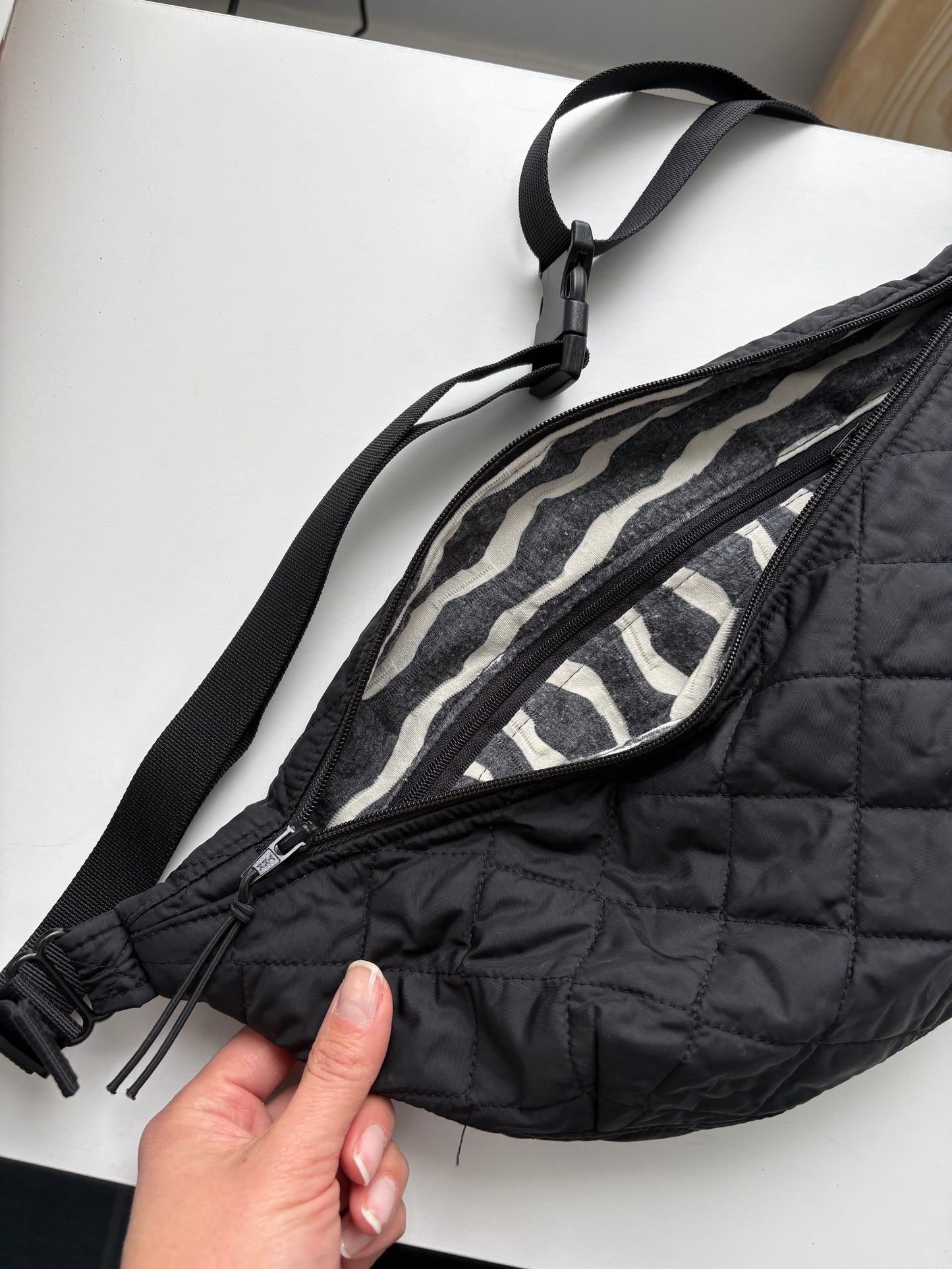 Puffy Quilted Black (preloved)