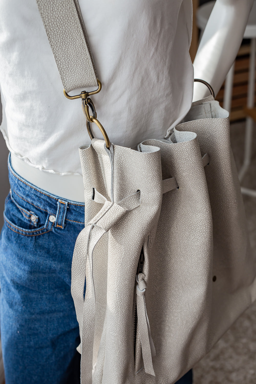 Pebbled White - Leather Bucket Tote