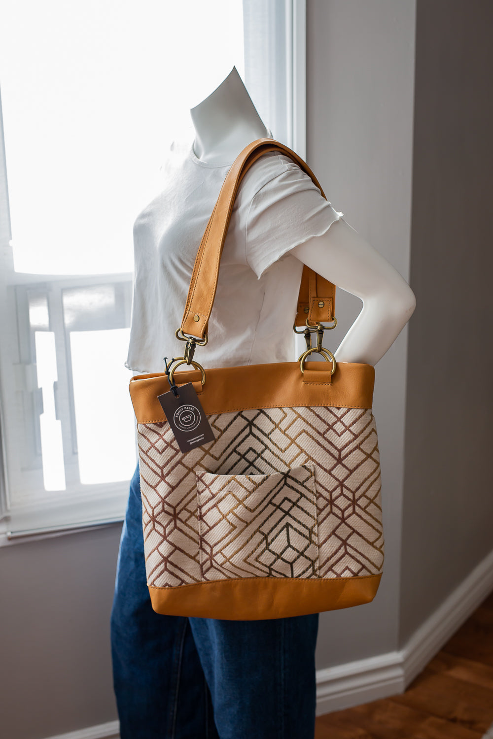 Butterscotch - Leather Shoulder Tote